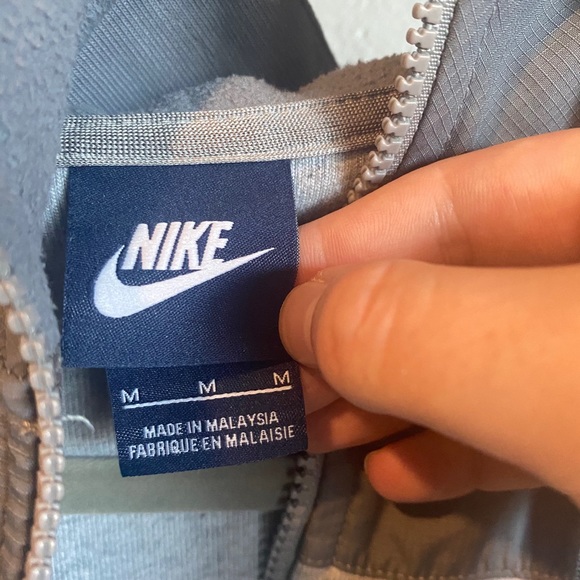 Nike zip up - Picture 2 of 2